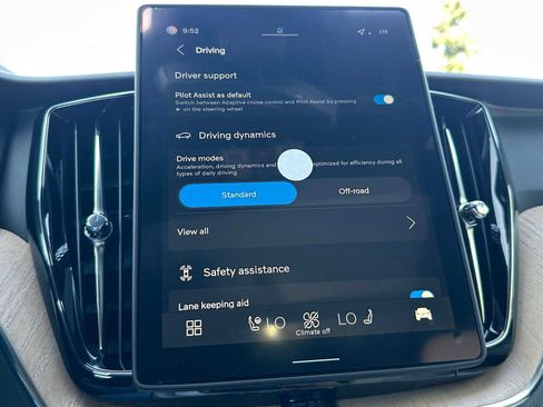 New 2026 Volvo XC60 B5 Plus w/ Protection Package Premier image 31