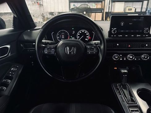 Used 2023 Honda Civic Sport image 20