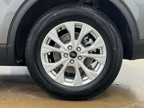 Used 2025 Ford Escape Active FWD image 13