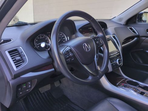Used 2017 Acura TLX V6 SH-AWD w/ Advance Package image 10