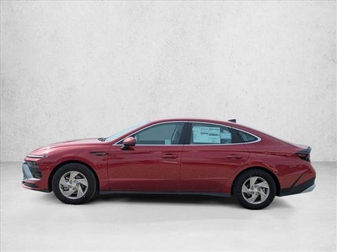 New 2025 Hyundai Sonata SE FWD image 9