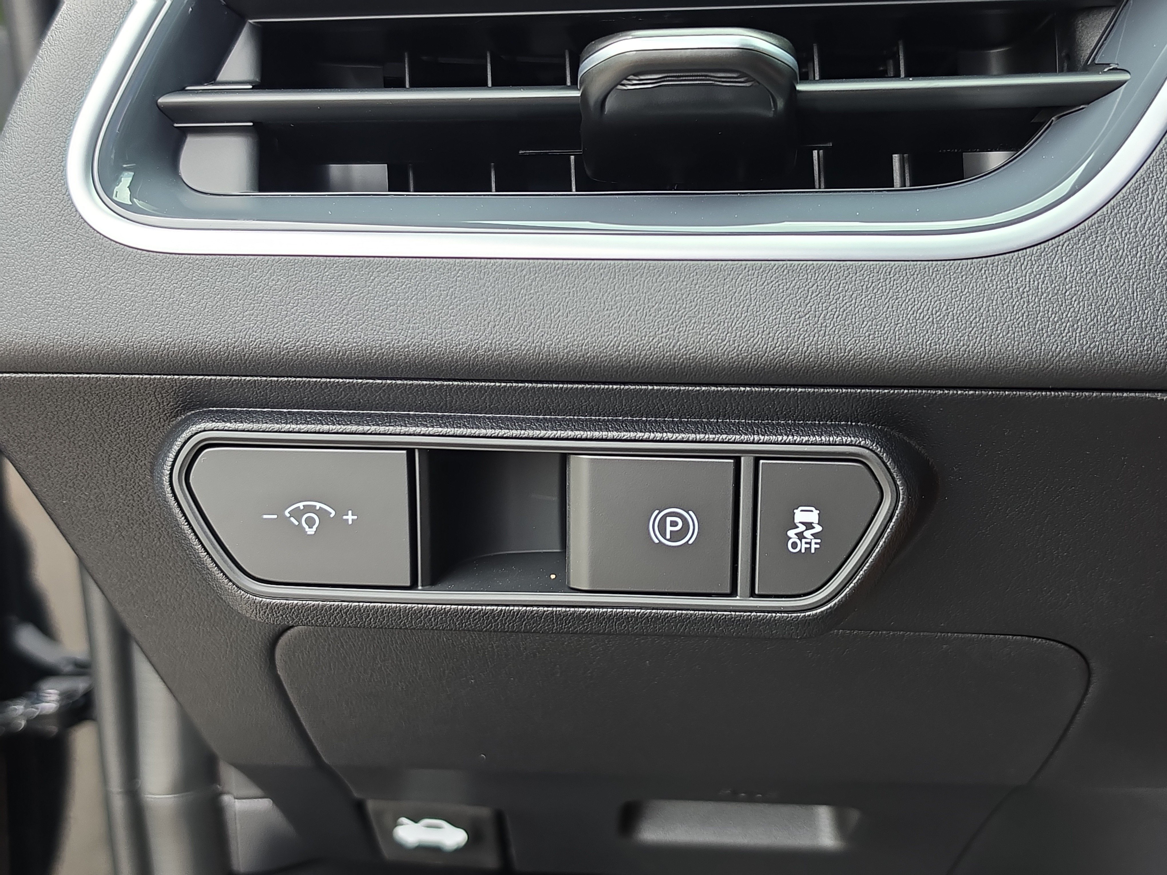 New 2026 Kia K4 GT-Line Turbo w/ GT-Line Premium Package FWD image 28