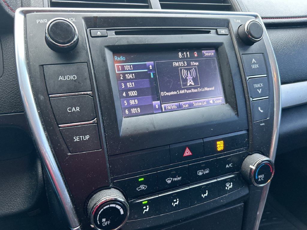 Used 2016 Toyota Camry SE FWD image 20