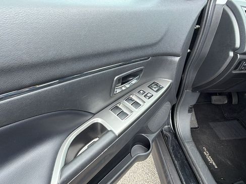 Used 2024 Mitsubishi Outlander Sport AWD image 15