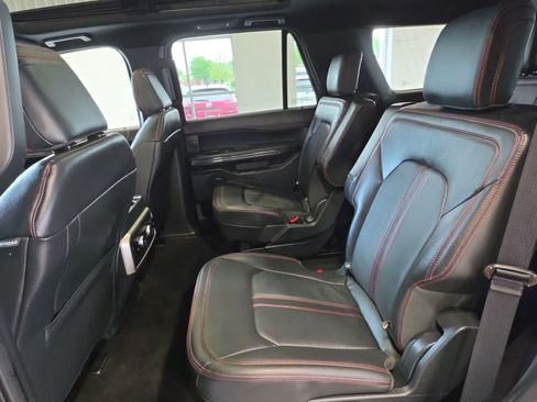 Used 2023 Ford Expedition Limited AWD/4WD image 37