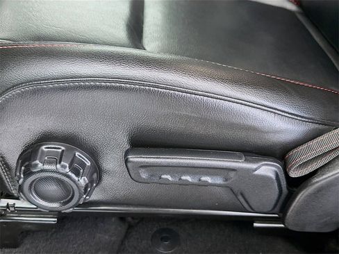 Used 2023 Jeep Wrangler Unlimited Rubicon image 19