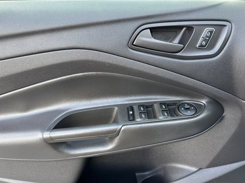 Used 2014 Ford Escape S FWD image 11