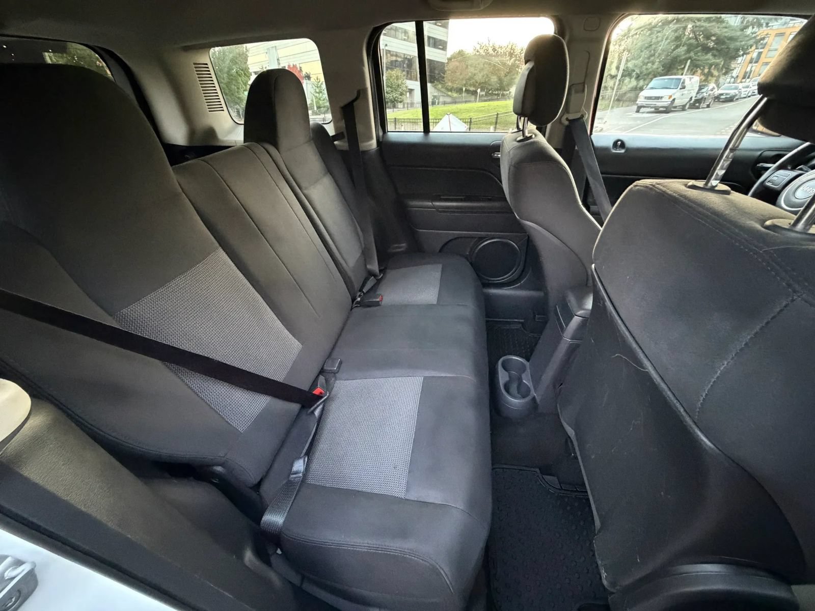 Used 2013 Jeep Patriot Latitude FWD image 28