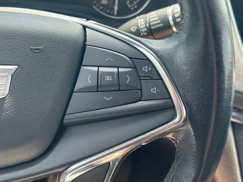 Used 2022 Cadillac XT5 Luxury FWD image 38