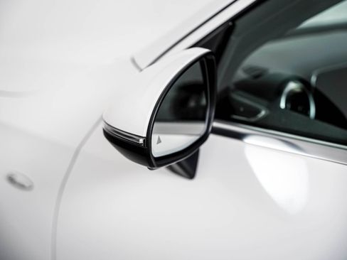 Certified 2025 Mercedes-Benz GLC 350e 4MATIC image 27