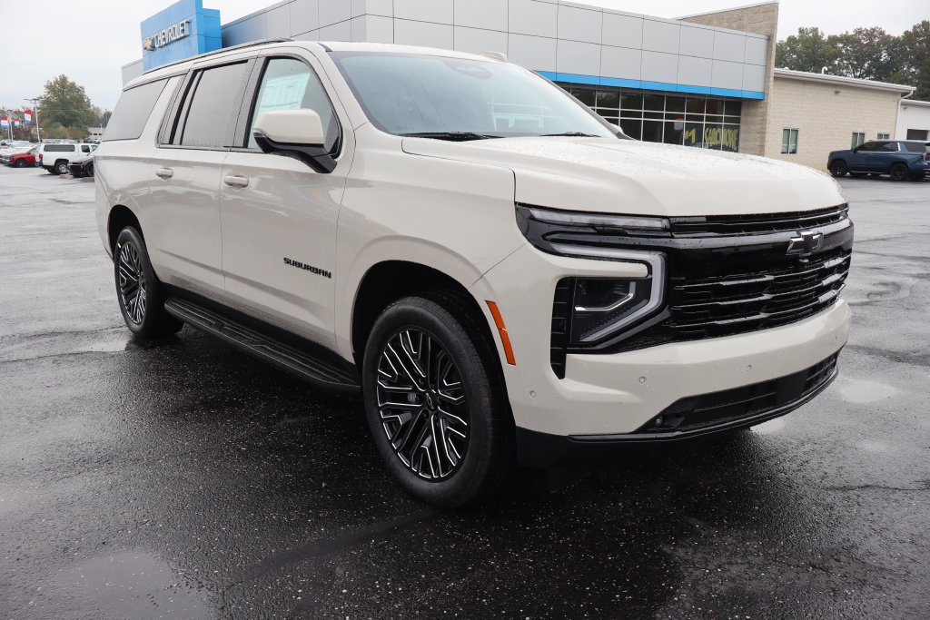 New 2027 Chevrolet Suburban RST w/ Advanced Technology Package AWD/4WD image 2