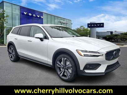 New 2026 Volvo V60 B5 Cross Country Plus w/ Protection Package Premier