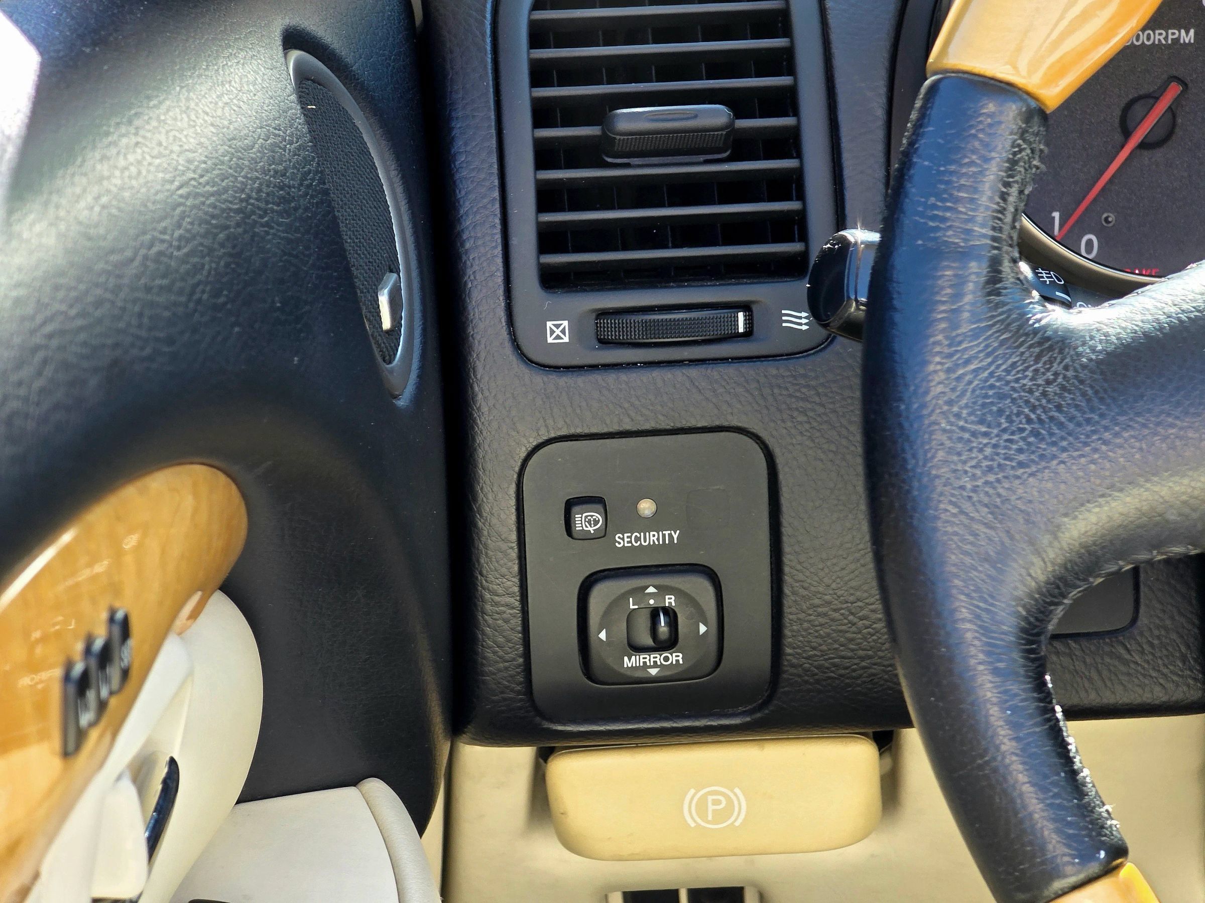 Used 2005 Lexus SC 430 Convertible RWD image 32