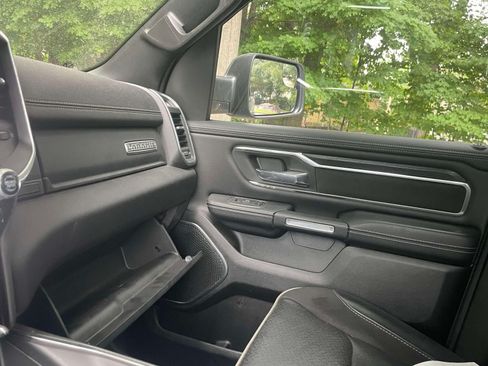 Used 2023 RAM 1500 Laramie AWD/4WD image 32
