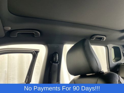 New 2025 Jeep Compass Limited w/ Sun & Sound Group image 16