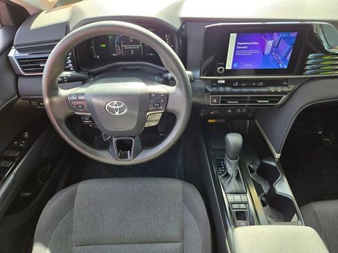 Certified 2025 Toyota Camry LE w/ Convenience Package image 12