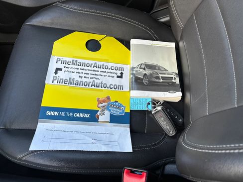 Used 2014 Ford Escape Titanium w/ Equipment Group 401A image 32