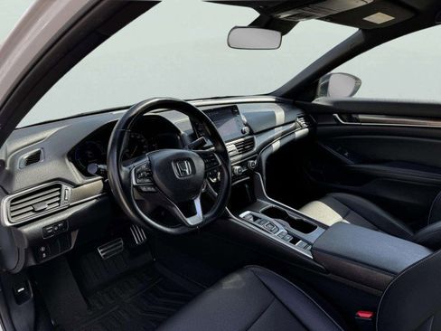Used 2022 Honda Accord Sport image 21