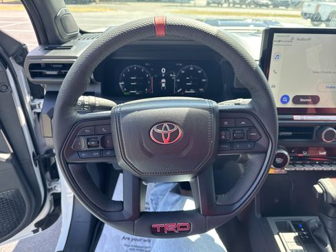New 2025 Toyota Tacoma TRD Pro AWD/4WD image 17