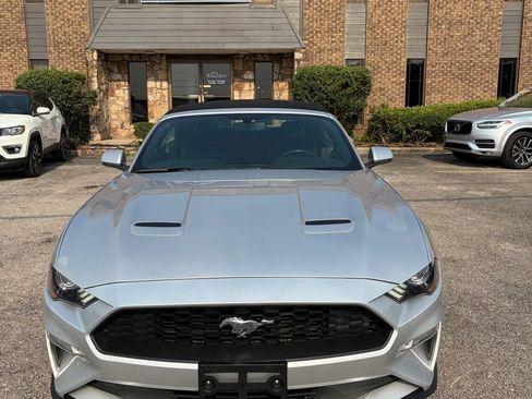 Used 2018 Ford Mustang Premium w/ Equipment Group 201A RWD image 2