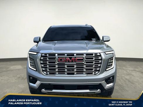 Certified 2026 GMC Yukon Denali w/ Denali Reserve Package AWD/4WD image 9