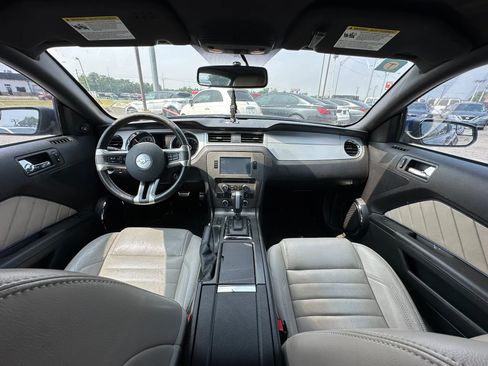 Used 2013 Ford Mustang GT Premium w/ Comfort Pkg RWD image 11