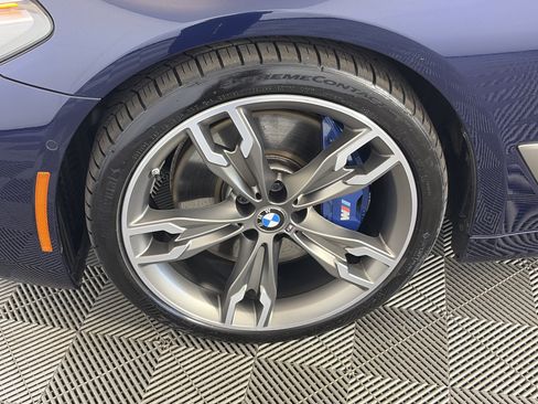 Used 2021 BMW M550i xDrive w/ Dynamic Handling Package AWD/4WD image 13