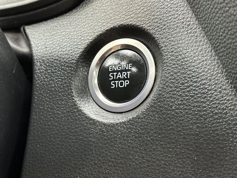 Used 2023 Toyota Corolla SE image 22