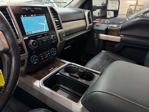 Used 2018 Ford F250 Lariat w/ Chrome Package AWD/4WD image 37