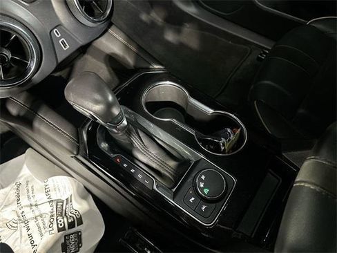 Used 2022 Chevrolet Blazer Premier image 27