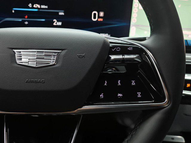 Used 2024 Cadillac Lyriq Luxury AWD/4WD image 22