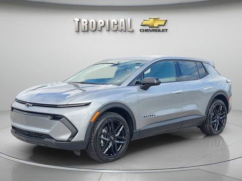 New 2026 Chevrolet Equinox EV LT image 1