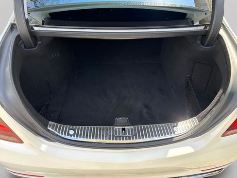 Used 2018 Mercedes-Benz S 560 4MATIC Sedan image 12