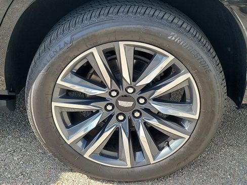 Used 2022 Cadillac Escalade Sport Platinum image 11