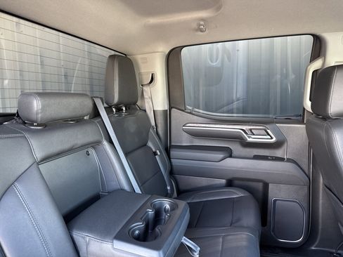 Used 2022 Chevrolet Silverado 1500 LTZ image 16