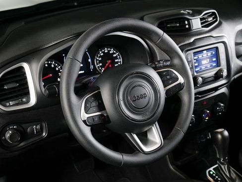 Used 2020 Jeep Renegade Sport w/ Sport Appearance Group image 20