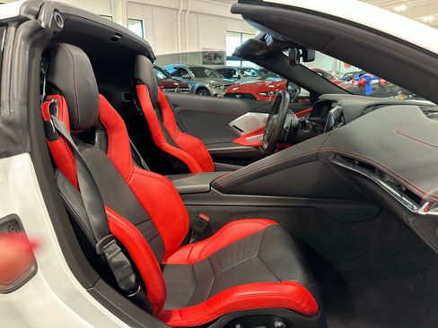 Used 2020 Chevrolet Corvette Stingray 2LT Z51 Performance P w/ 2LT Preferred Equipment Group image 37