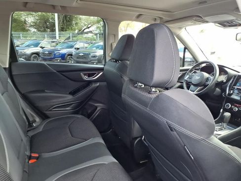 Used 2023 Subaru Forester Premium AWD/4WD image 20