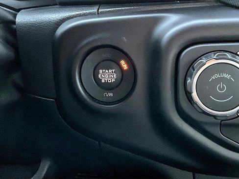 Certified 2023 Jeep Gladiator Overland image 27