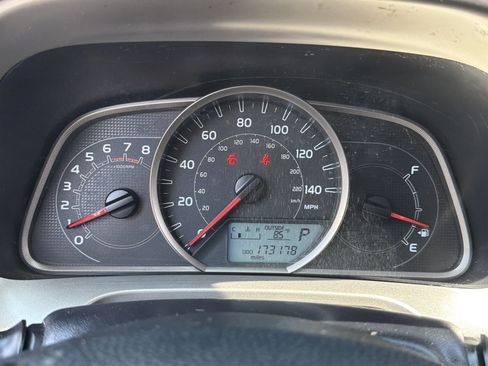 Used 2014 Toyota RAV4 XLE AWD/4WD image 18