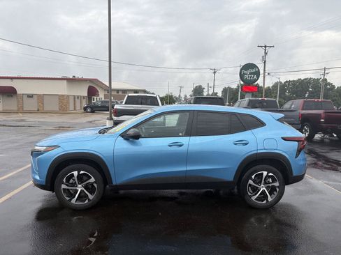 Used 2025 Chevrolet Trax RS w/ Driver Confidence Package FWD image 19