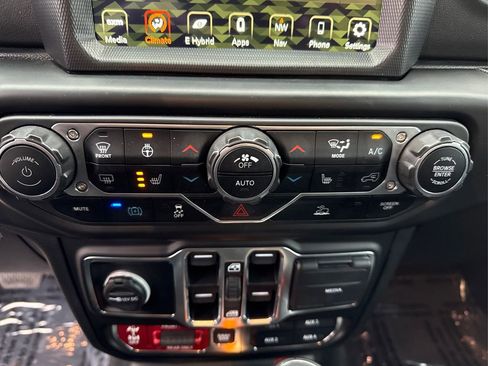 Used 2023 Jeep Wrangler Unlimited Rubicon 4xe w/ Cold Weather Group image 30