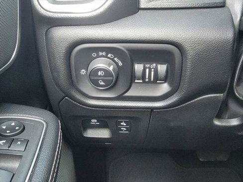 Certified 2023 RAM 1500 Laramie image 32