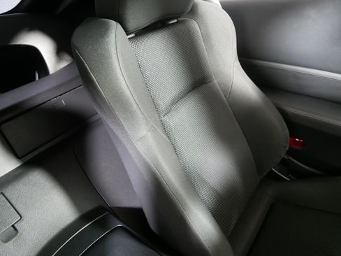 Used 2006 Nissan 350Z Enthusiast w/ (K96) Aerodynamics Pkg RWD image 14