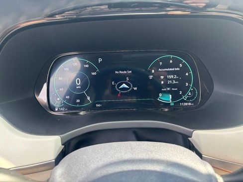 Used 2021 Hyundai Palisade Limited w/ Winter Package FWD image 19
