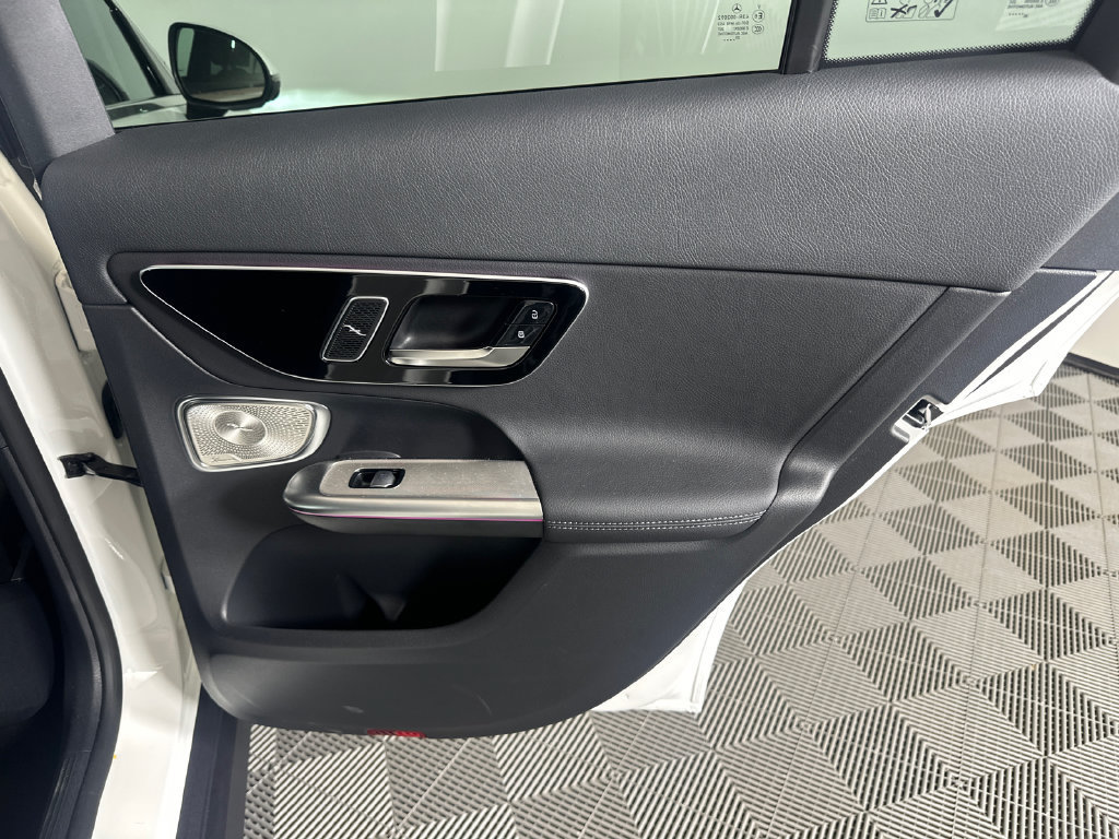 Certified 2026 Mercedes-Benz GLC 300 image 18