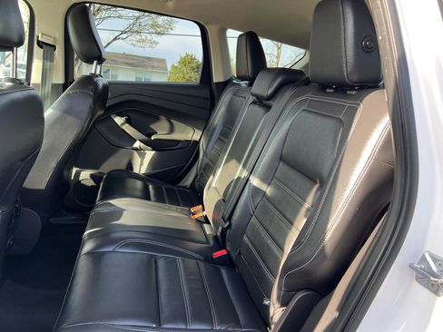 Used 2018 Ford Escape SEL AWD/4WD image 25