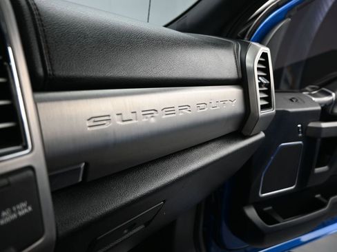 Used 2020 Ford F250 Platinum w/ FX4 Off-Road Package image 13