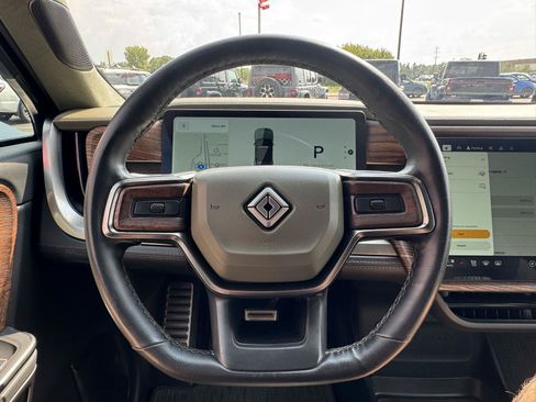 Used 2023 Rivian R1S Adventure Quad AWD/4WD image 18
