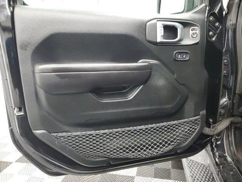 Used 2021 Jeep Wrangler Unlimited Sport AWD/4WD image 17